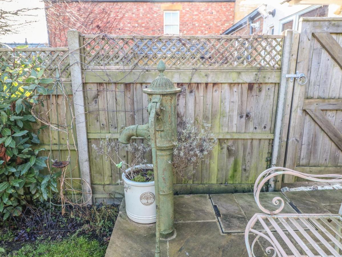 Green Pump Cottage Blockley Exterior photo